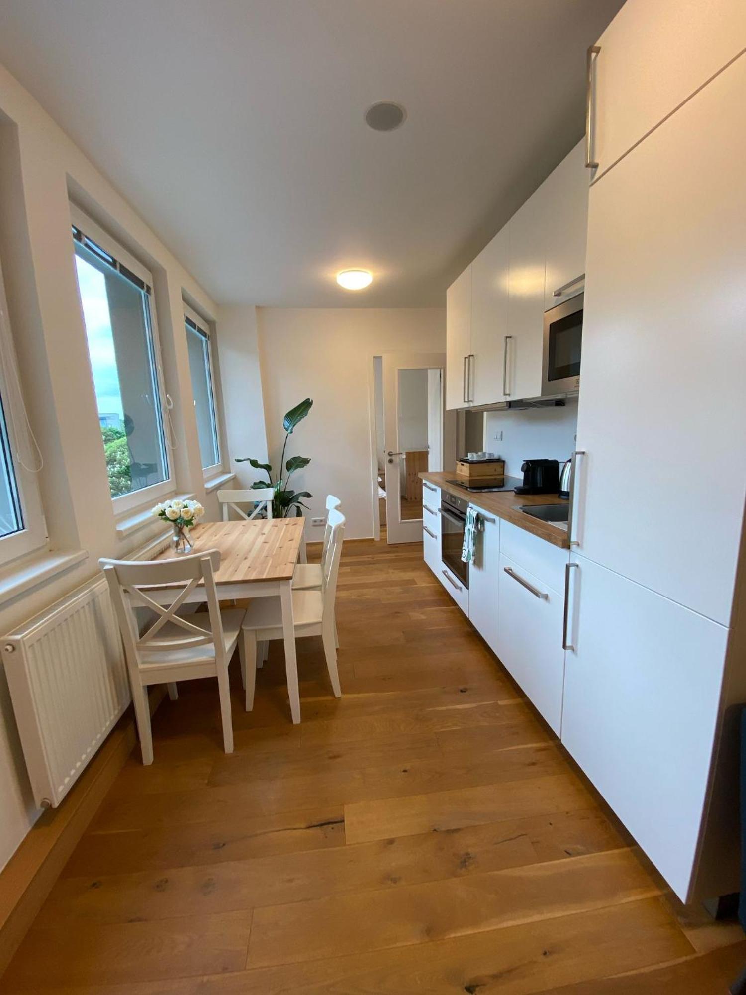 Vila Vinice Prague Ngoại thất bức ảnh